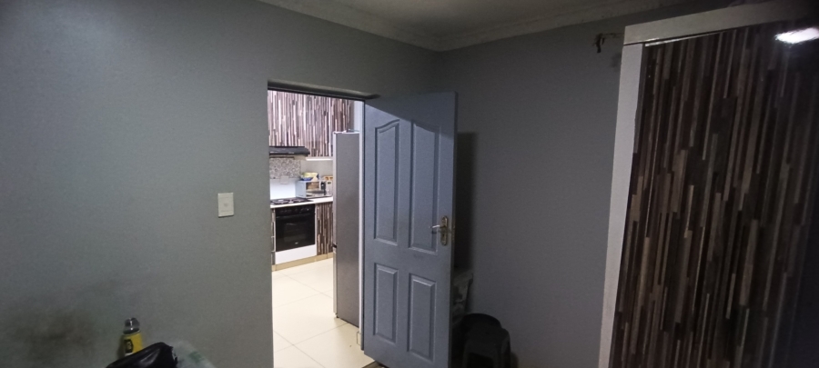 3 Bedroom Property for Sale in Montclair Western Cape
